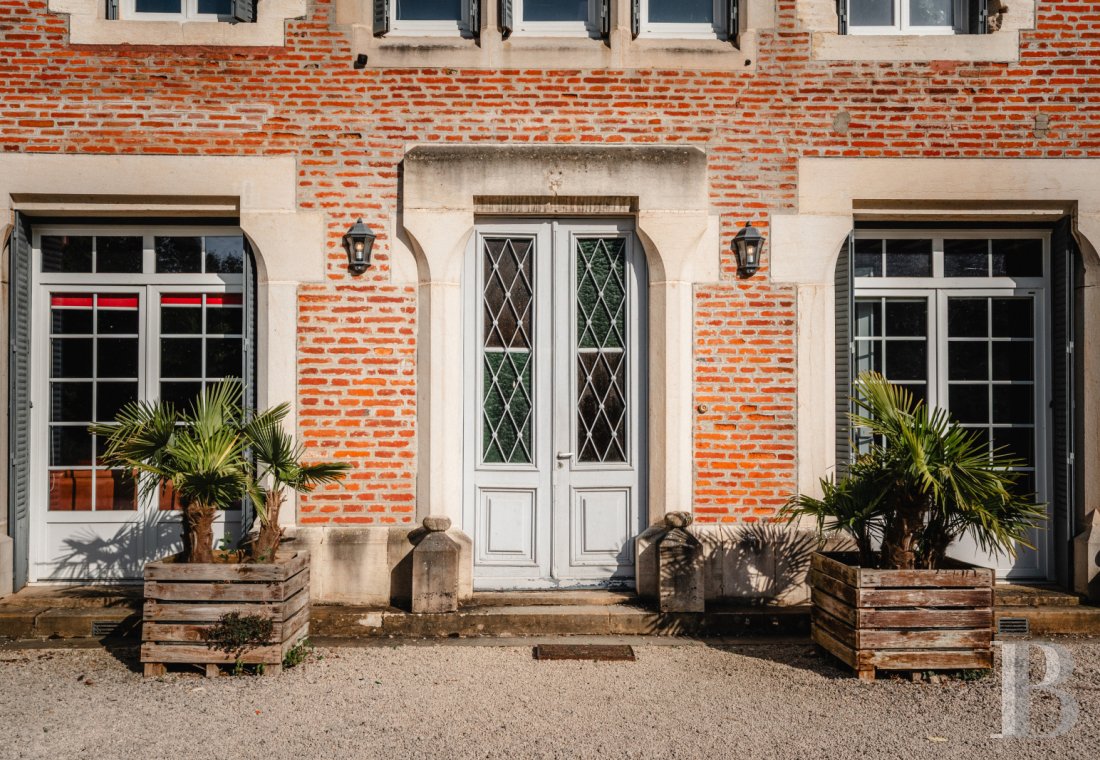 chateaux for sale France burgundy   - 2