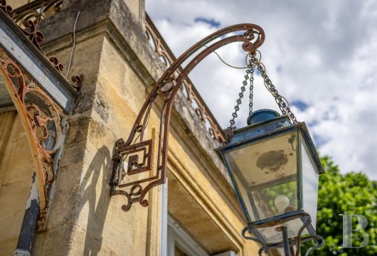 character properties France aquitaine   - 4