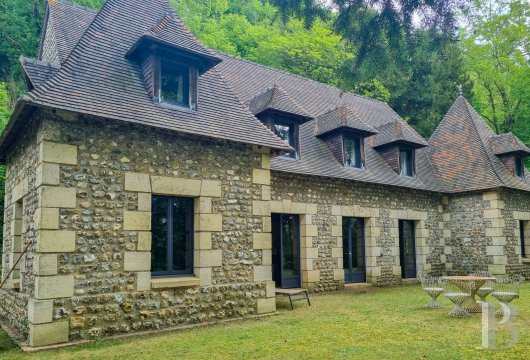 haute-normandie - À 1 h de Paris, dans le département de l'Eure,
 une maison normande, dans une forêt