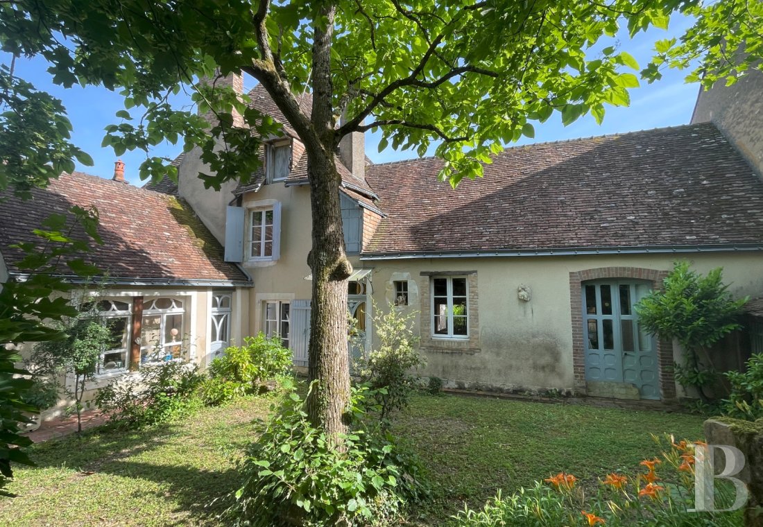 residences and character houses france pays de loire   - 2