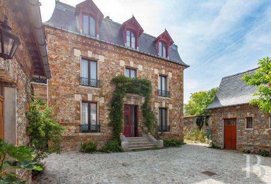 ile-de-france - À Herblay-sur-Seine, une demeure de la Belle Époque de près de 300 m2, ses dépendances et son jardin de 1700 m² clos de murs