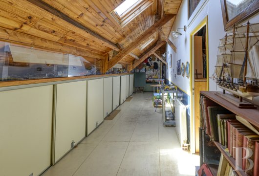 character properties France pays de loire   - 16