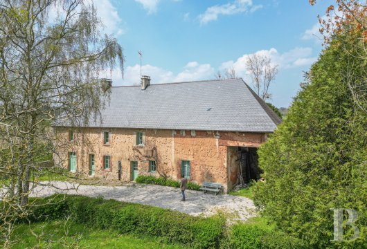 basse-normandie - Dans le parc des marais du Cotentin et du Bessin, un logis du 17e s. et son terrain d'environ 5000 m²