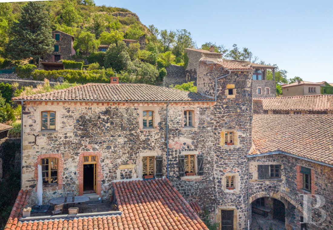 character properties France auvergne   - 1
