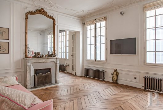 paris - Quartier de la plaine Monceau, Paris 17e,  un appartement de 84 m² en rez-de-chaussée, aux normes PMR, dans une rue recherchée