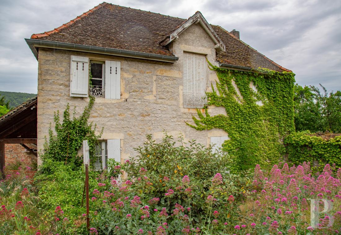 demeures et maisons a vendre france bourgogne   - 8