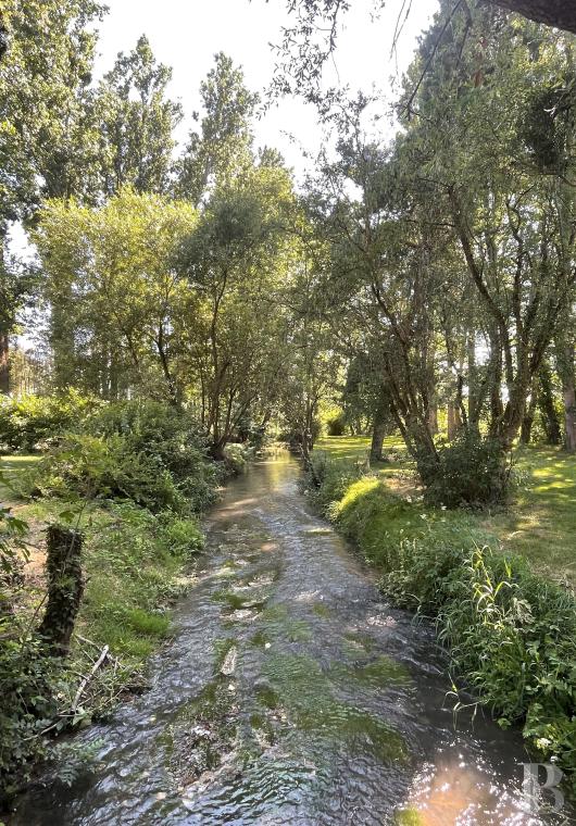 moulins a vendre pays de loire   - 22