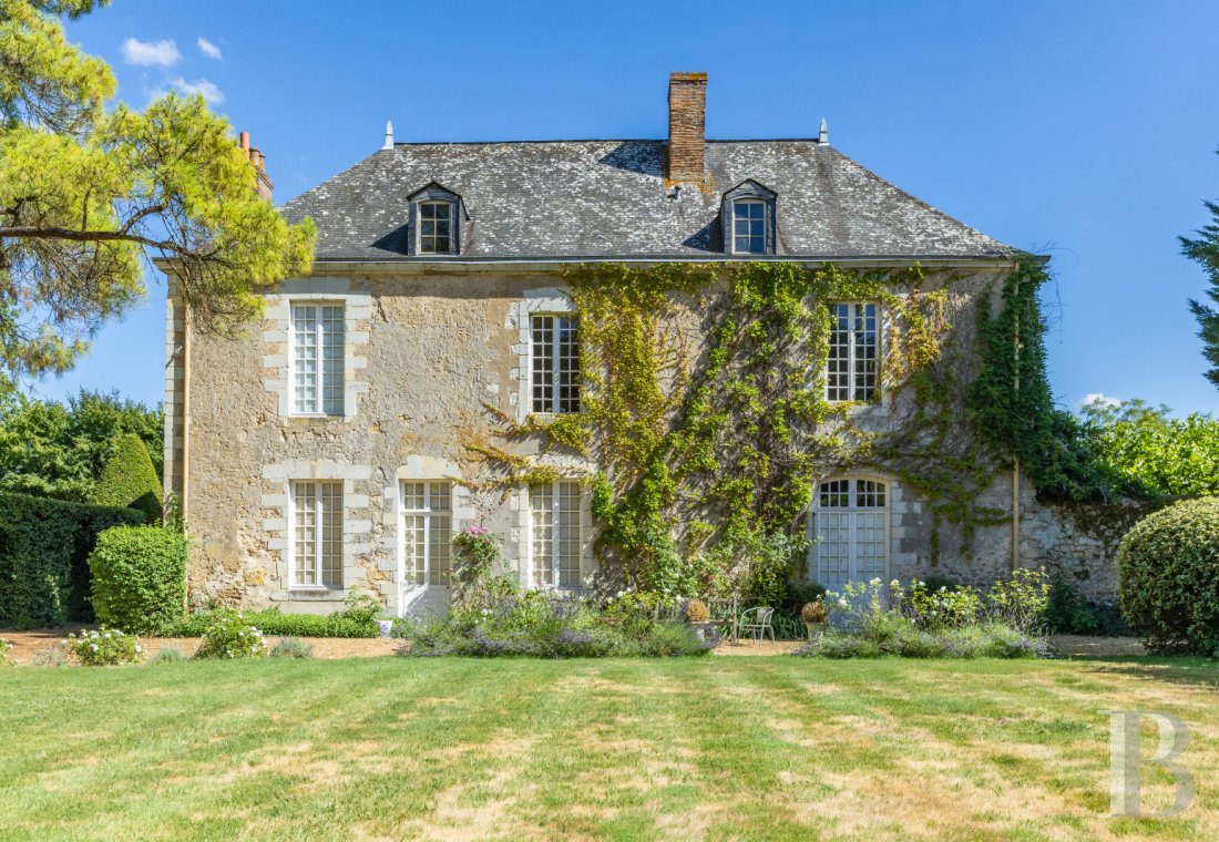 demeures et maisons a vendre france pays de loire   - 2