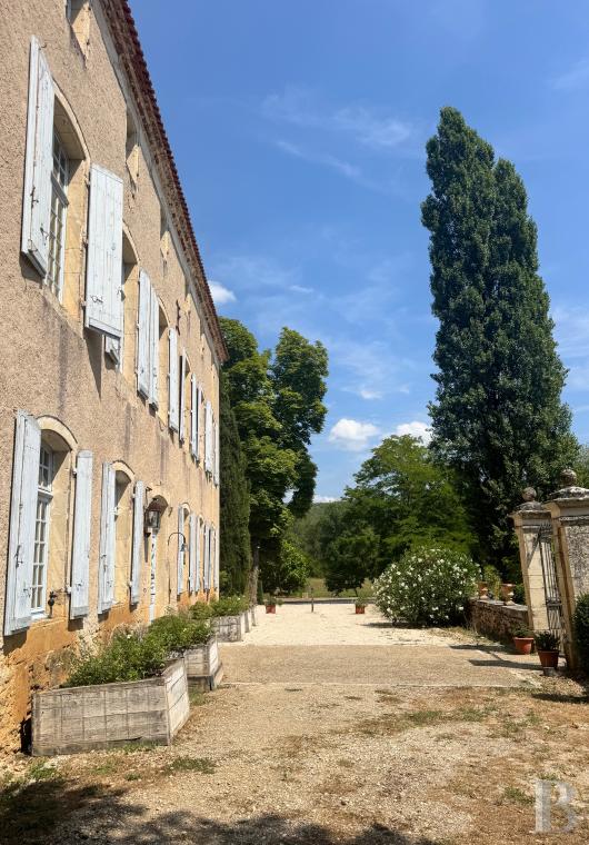demeures et maisons a vendre france midi pyrenees   - 5