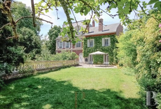 picardie - À 30 min de Compiègne et Soissons, une maison de maître de 400 m² du début du 20e s. et son jardin de 4 300 m²
