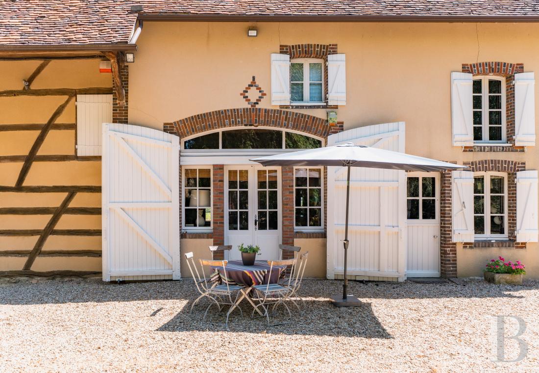 demeures et maisons a vendre france bourgogne   - 2