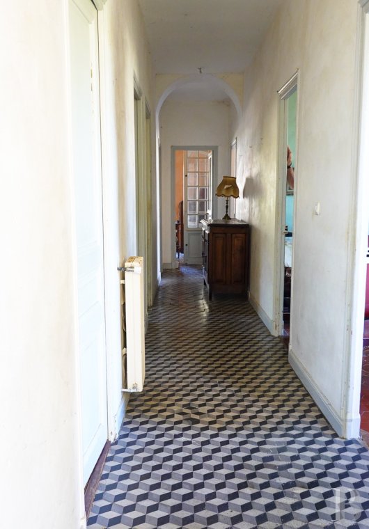 residences and character houses france provence cote dazur   - 8