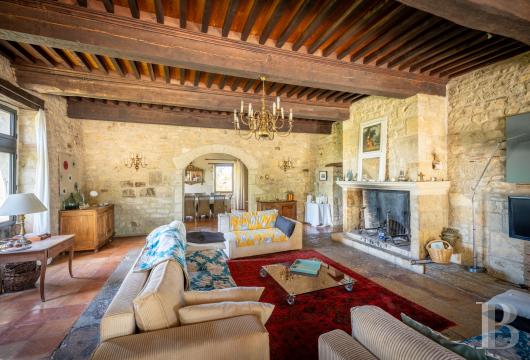 demeures et maisons a vendre france midi pyrenees   - 7
