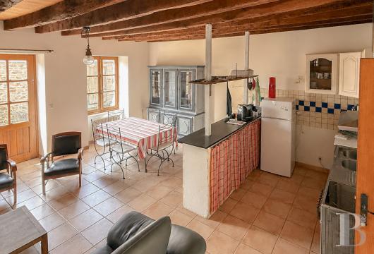demeures et maisons a vendre france bretagne   - 17