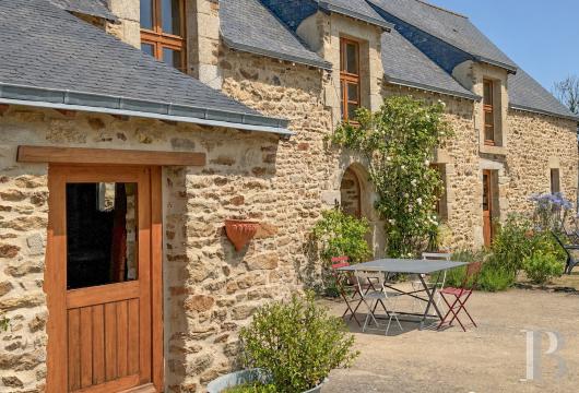 demeures et maisons a vendre france bretagne   - 4