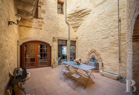 castles for sale France midi pyrenees   - 8
