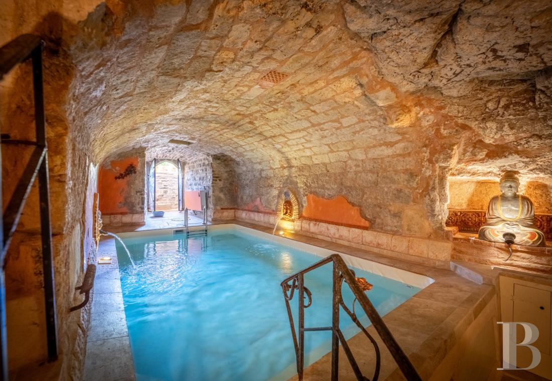 castles for sale France midi pyrenees   - 20