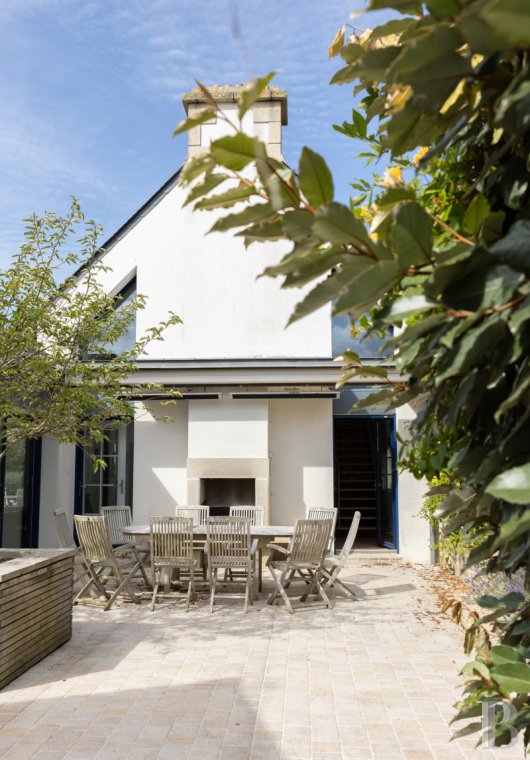 character properties France brittany   - 3