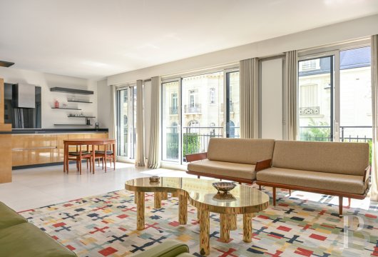 paris - Quartier de l’OCDE, à proximité du château de la Muette, un appartement de 100 m² entièrement rénové, avec parking