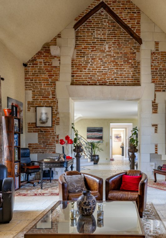 character properties France center val de loire   - 6