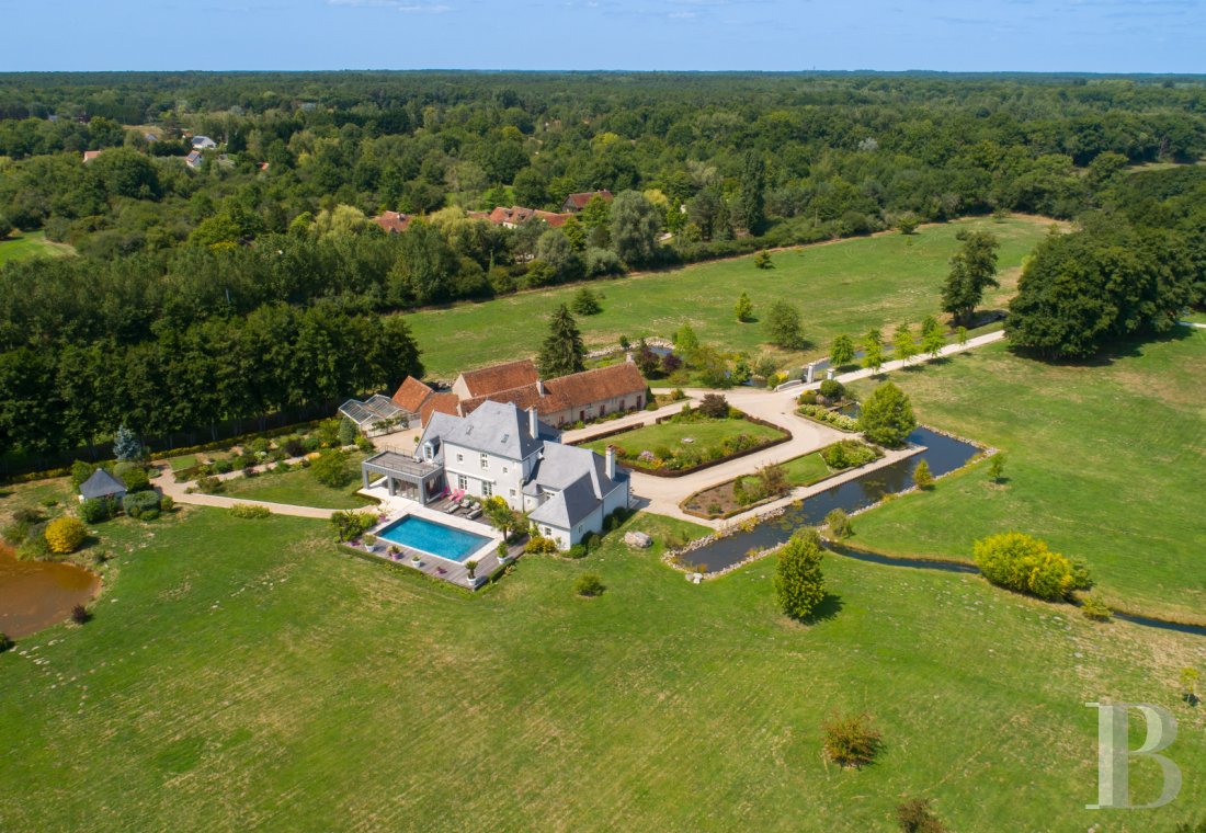character properties France center val de loire   - 2