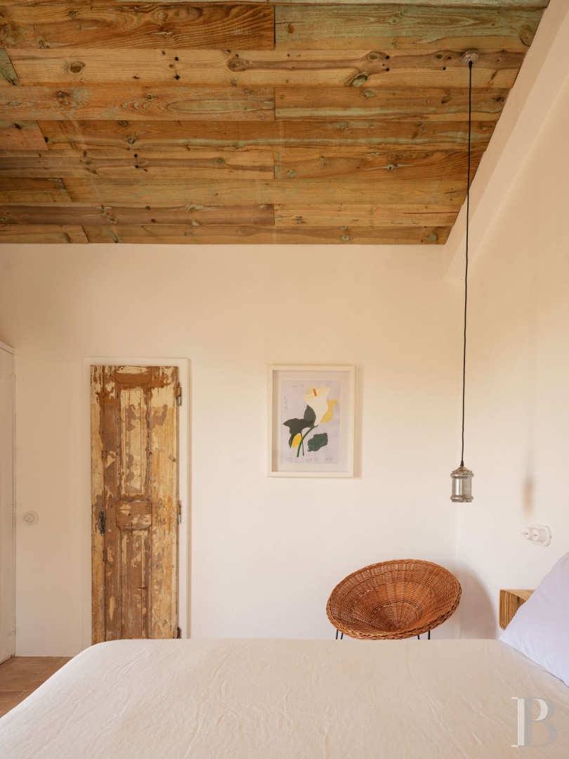 Dans l’Alentejo, deux maisons de famille au bord d’une rizière réhabilitées par un architecte  - photo  n°28