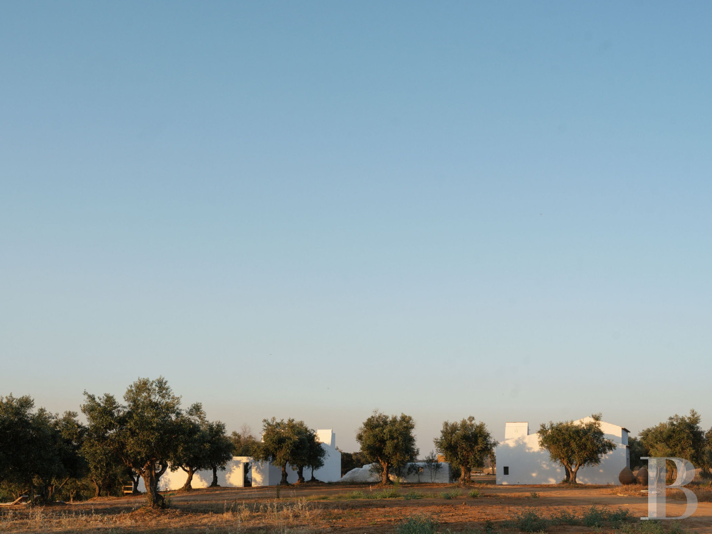 Dans l’Alentejo, deux maisons de famille au bord d’une rizière réhabilitées par un architecte  - photo  n°39