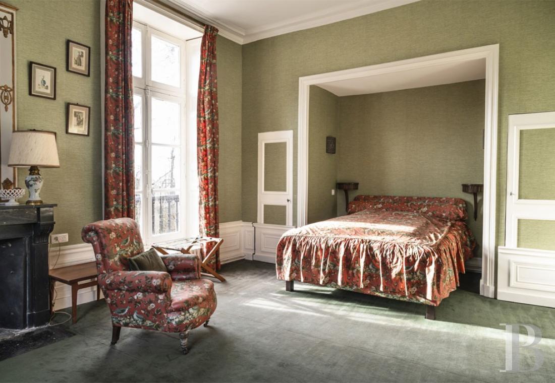 A Burgundian chateau overlooking the Vézelay valley in the heart of the village of Tharoiseau, in Yonne  - photo  n°10