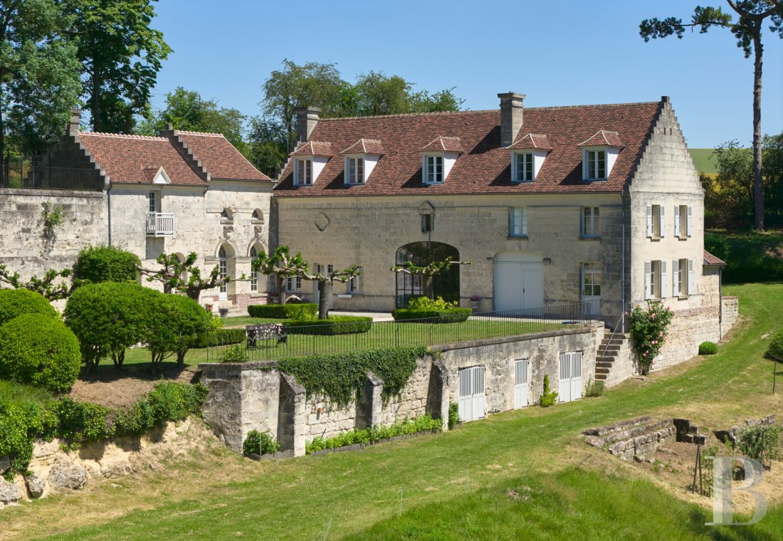 chateaux for sale France picardy   - 13