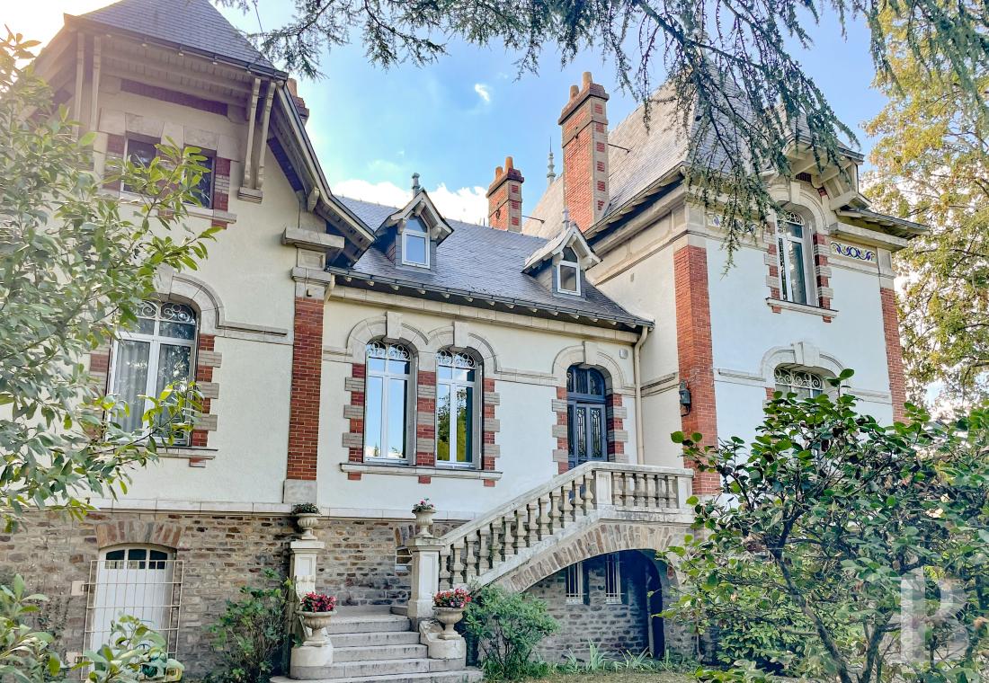 demeures et maisons a vendre france pays de loire   - 7
