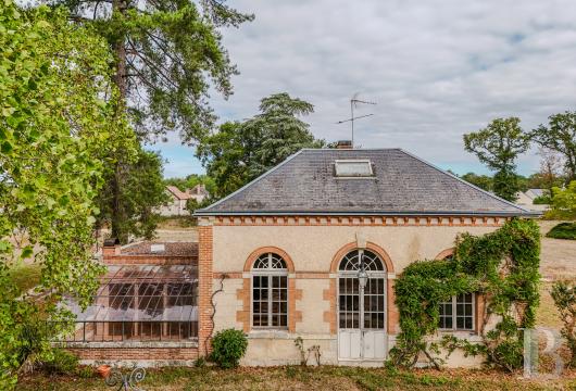 chateaux for sale France center val de loire   - 16
