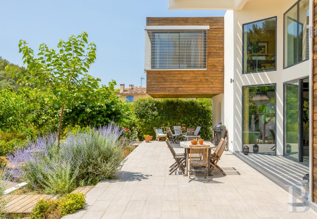 residences and character houses france provence cote dazur   - 2