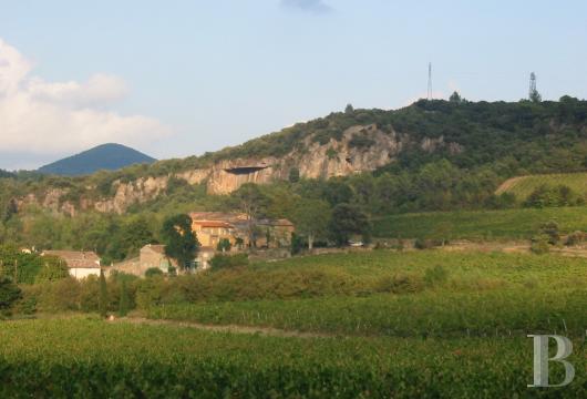 residences and character houses france languedoc roussillon   - 16