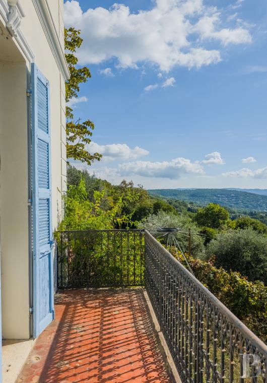 residences and character houses france provence cote dazur   - 13