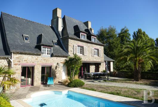 brittany - A vast family residence with a guests’ house, swimming pool and tennis court, in Saint Malo, in more than 8,000 m² of walled parkland