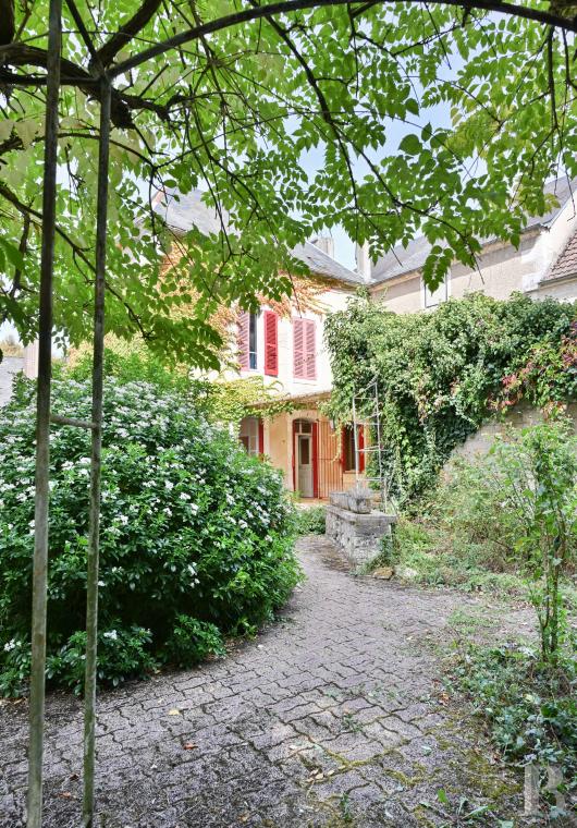 demeures et maisons a vendre france bourgogne   - 3