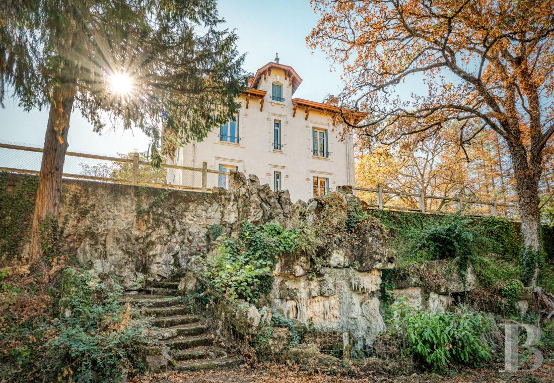 residences and character houses france rhones alps   - 3