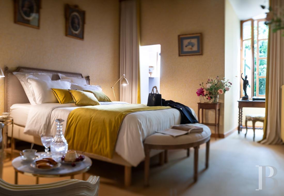 En Haute-Savoie, non loin d’Annecy, un château millénaire transformé en hôtel de haut niveau - photo  n°11