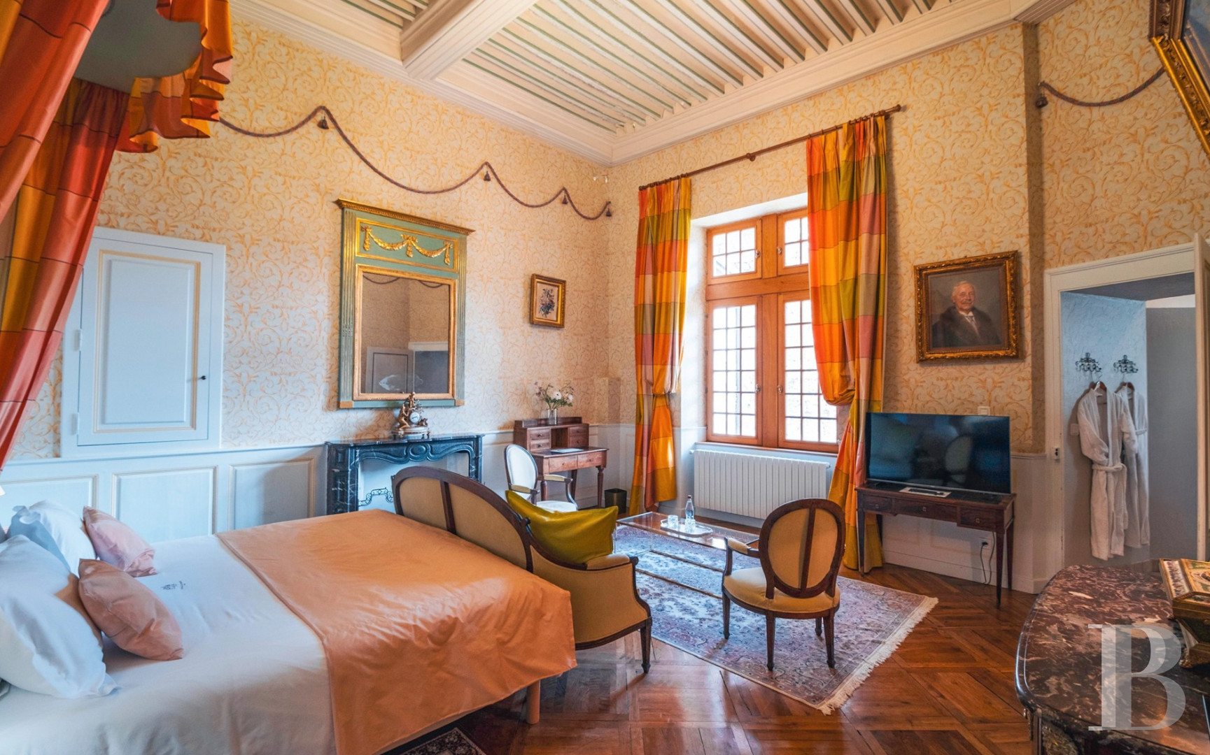 En Haute-Savoie, non loin d’Annecy, un château millénaire transformé en hôtel de haut niveau - photo  n°14