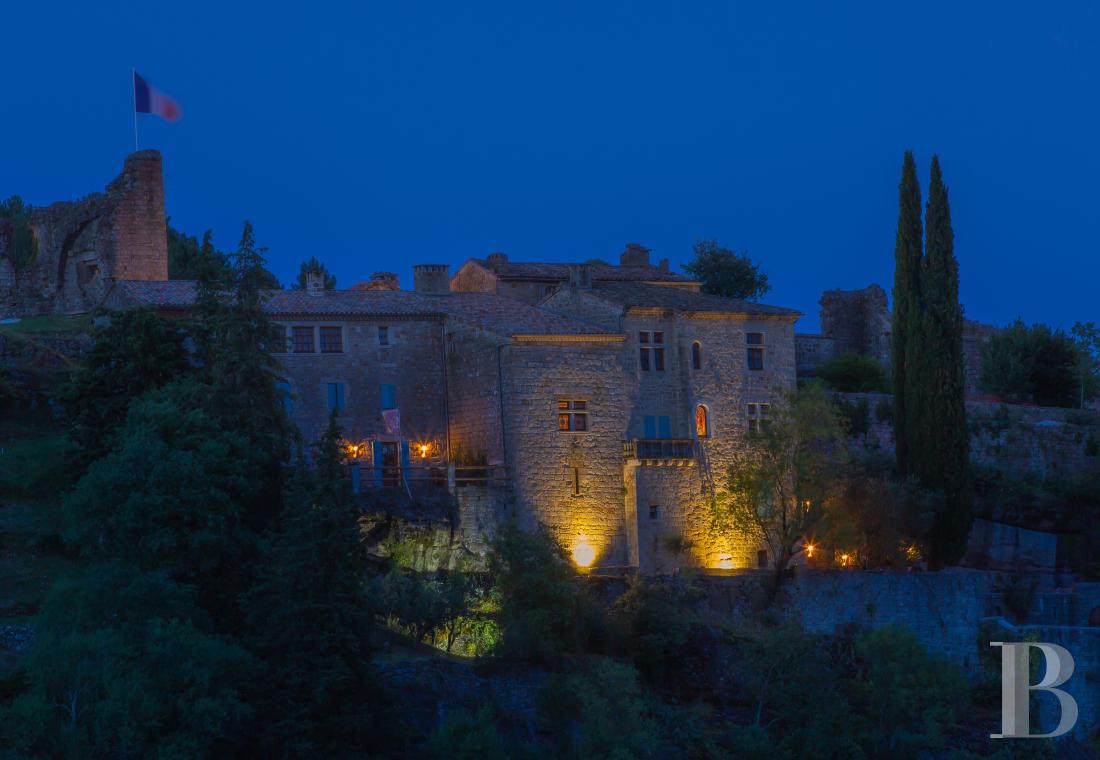 chateaux a vendre rhones alpes   - 19