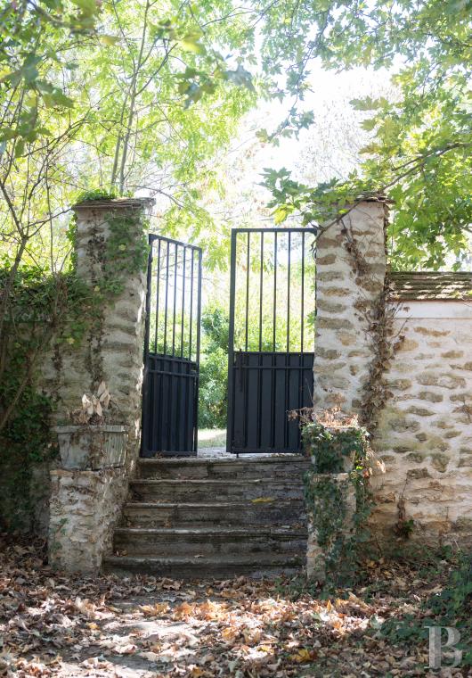 residences and character houses france ile de france   - 17