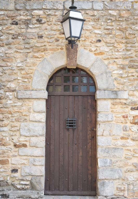 residences and character houses france ile de france   - 9