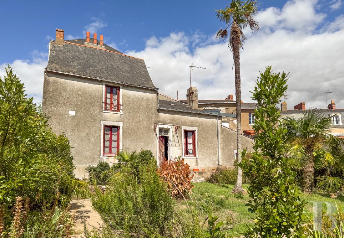demeures et maisons a vendre france pays de loire   - 1