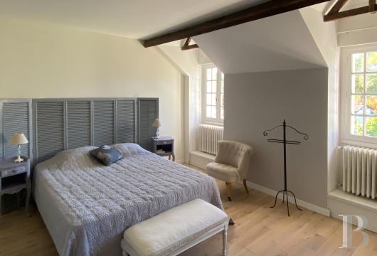 demeures et maisons a vendre france pays de loire   - 12