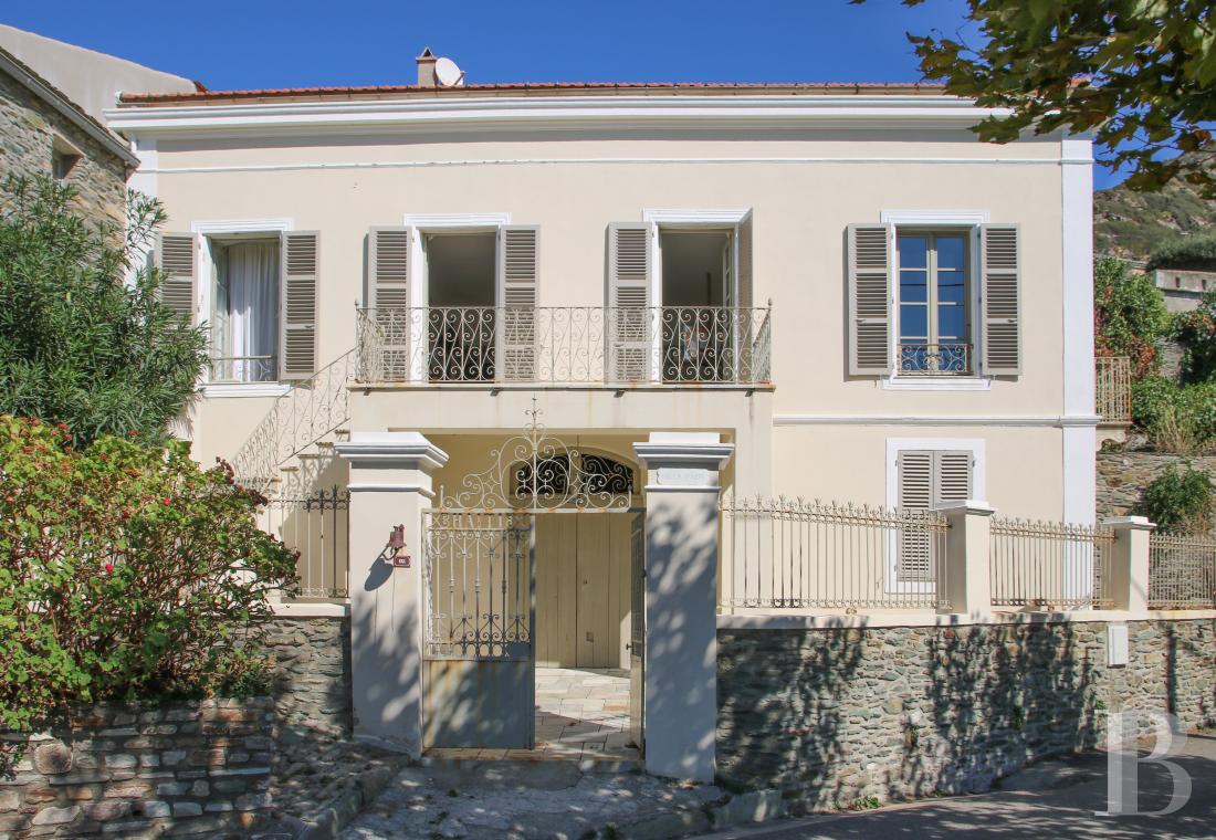 residences and character houses france corse   - 1