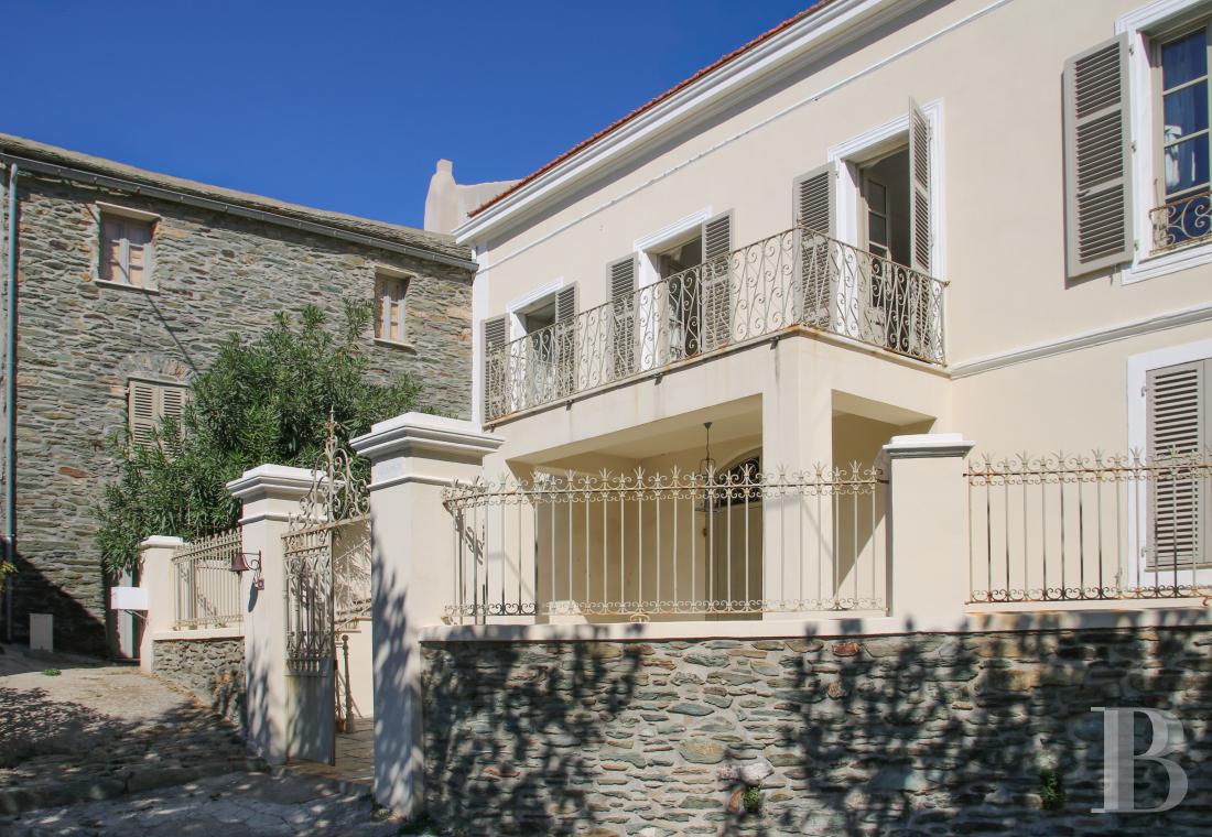 residences and character houses france corse   - 2