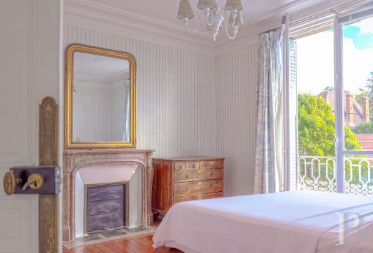 residences and character houses france center val de loire   - 13