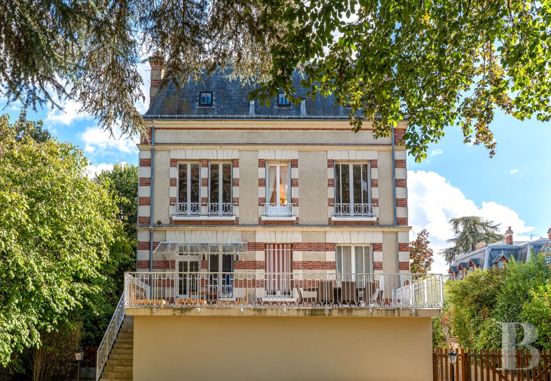 residences and character houses france center val de loire   - 17