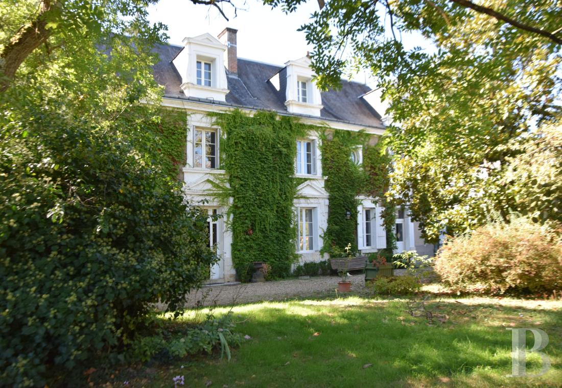 demeures et maisons a vendre france centre val de loire   - 1