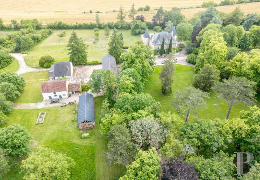 chateaux for sale France center val de loire   - 12